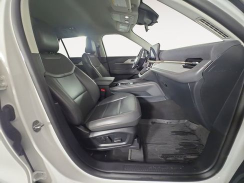 Certified 2025 Ford Explorer Active w/ Active Comfort Package image 15