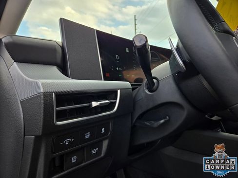 Used 2025 Hyundai Sonata Limited FWD image 28