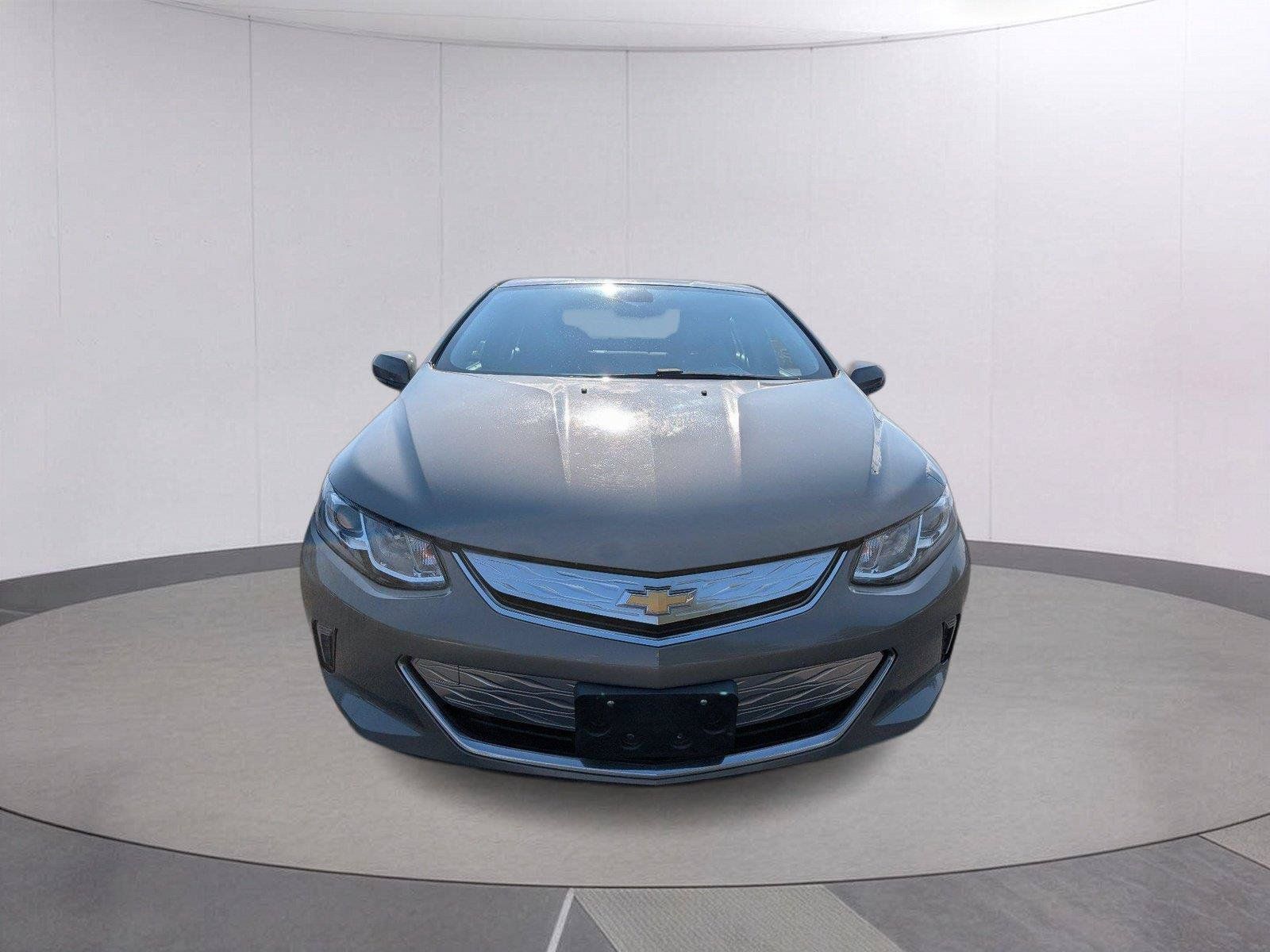 Used 2017 Chevrolet Volt LT FWD image 10