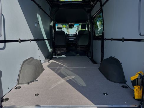 Used 2024 Mercedes-Benz Sprinter 144 Cargo image 16