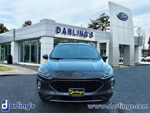 Used 2022 Ford Escape SEL w/ Technology Package image 2