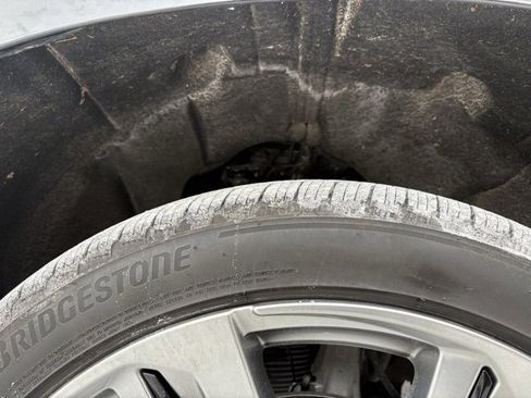 Used 2025 Cadillac Escalade Sport w/ Touring Package image 13