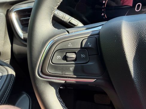Used 2024 Buick Encore GX Preferred FWD image 14
