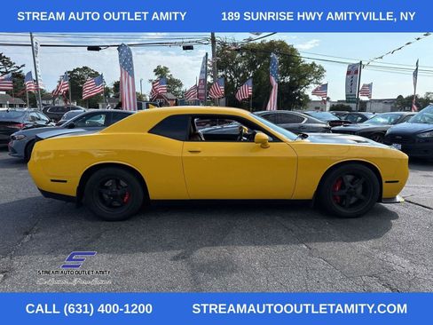Used 2017 Dodge Challenger SRT Hellcat image 10