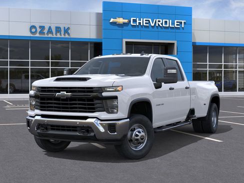 New 2026 Chevrolet Silverado 3500 W/T AWD/4WD image 40
