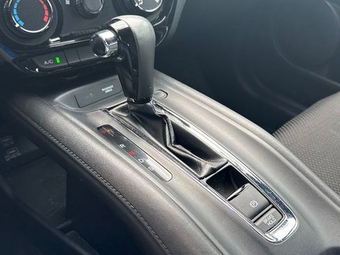 Used 2019 Honda HR-V Sport image 20