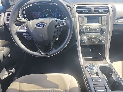 Used 2018 Ford Fusion S FWD image 6