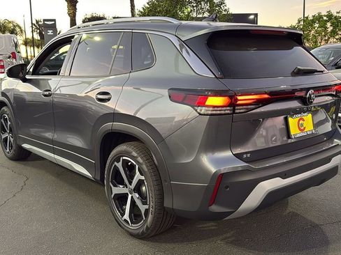 New 2026 Volkswagen Tiguan SE image 5