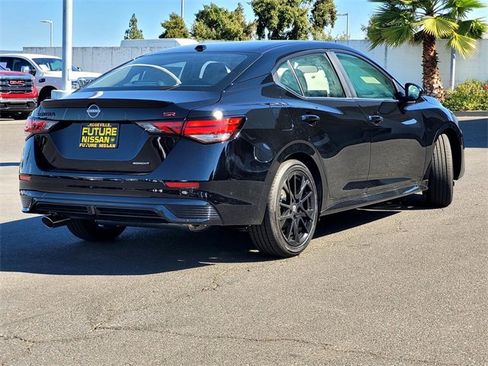 New 2025 Nissan Sentra SR w/ Midnight Edition image 4
