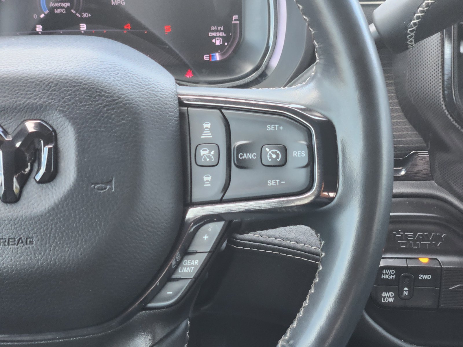 Used 2024 RAM 2500 Limited AWD/4WD image 32