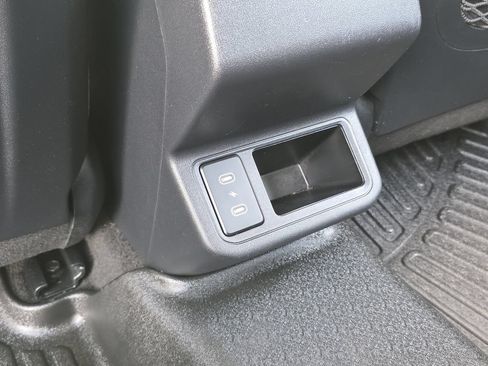 Used 2025 Kia K4 EX FWD image 29