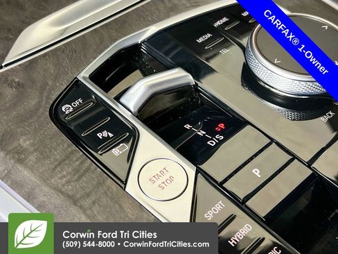 Used 2024 BMW X5 xDrive50e w/ Parking Assistance Package image 10