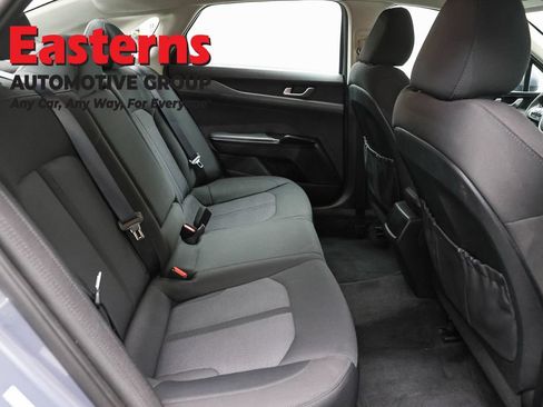 Used 2021 Kia K5 LXS FWD image 22