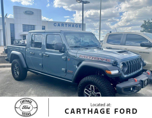 Used 2025 Jeep Gladiator Mojave w/ Convenience Group AWD/4WD image 1