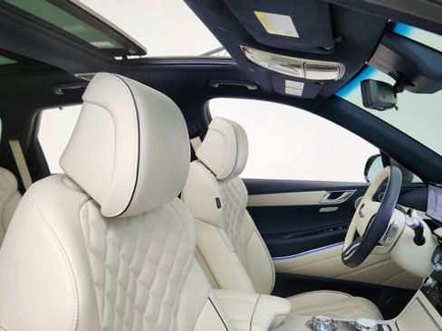 Used 2025 Genesis GV80 3.5T Prestige image 23