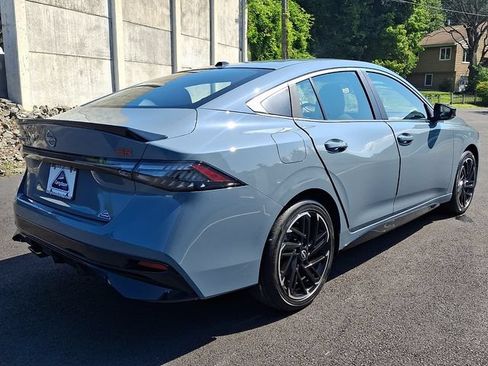 Used 2026 Nissan Sentra SR w/ SR All Weather Package FWD image 6