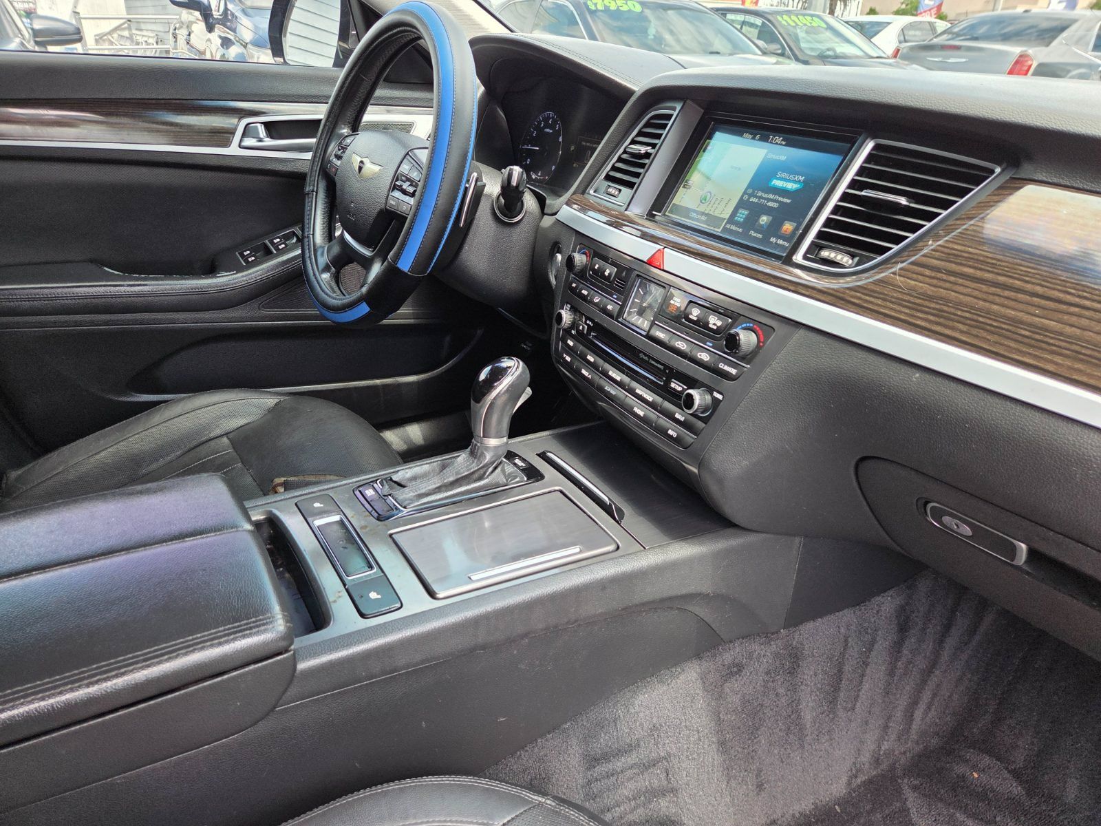 Used 2015 Hyundai Genesis 3.8 RWD image 14