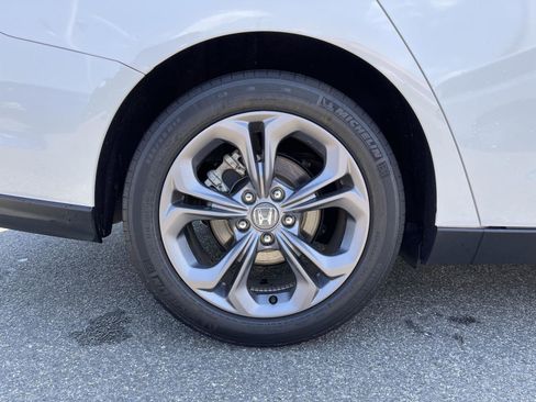 Used 2024 Honda Accord EX image 21