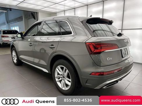 Used 2023 Audi Q5 2.0T Premium w/ Convenience Package AWD/4WD image 2