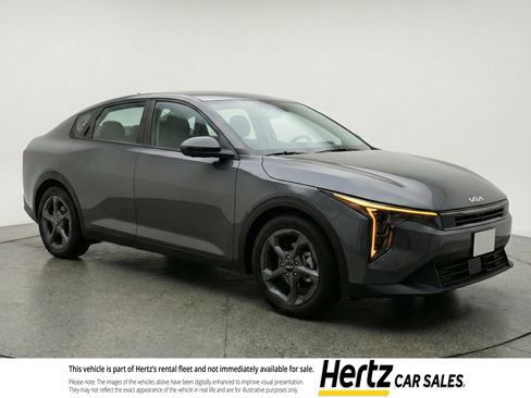 Used 2025 Kia K4 FWD image 1