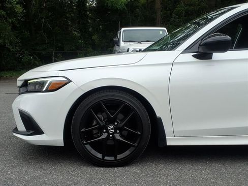 Used 2023 Honda Civic Sport image 7