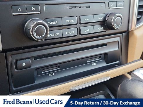 Used 2018 Porsche Macan Turbo image 28