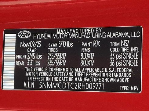 Used 2024 Genesis GV70 3.5T Sport image 31