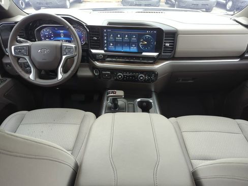 Used 2025 Chevrolet Silverado 1500 RST w/ Max Trailering Package AWD/4WD image 14