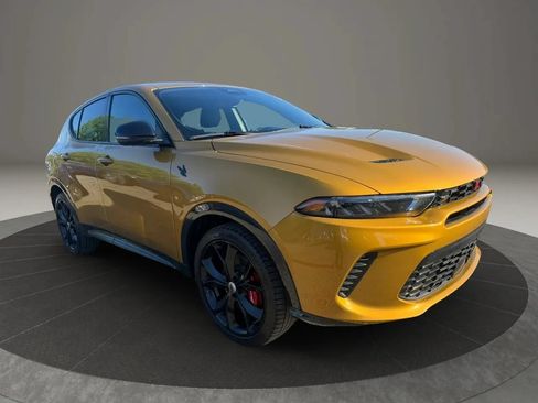 Used 2024 Dodge Hornet R/T AWD/4WD image 3