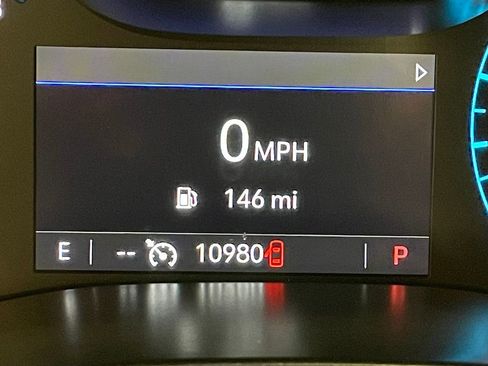 Used 2022 Chevrolet Colorado Z71 image 5