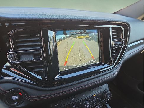 Used 2023 Dodge Durango GT image 18