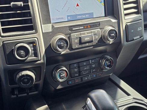 Used 2020 Ford F150 Raptor w/ Equipment Group 802A Luxury AWD/4WD image 31