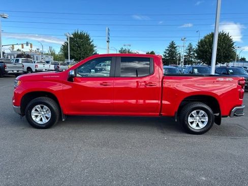Used 2025 Chevrolet Silverado 1500 LT w/ Work Truck Package AWD/4WD image 2