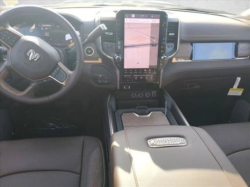 New 2026 RAM 2500 Limited AWD/4WD image 15
