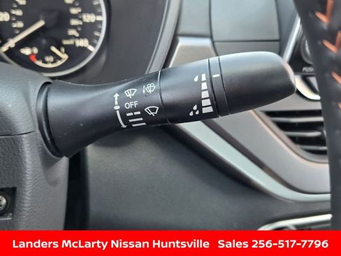 Used 2025 Nissan Altima 2.5 SR image 22