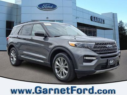 Certified 2023 Ford Explorer XLT w/ Equipment Group 202A
