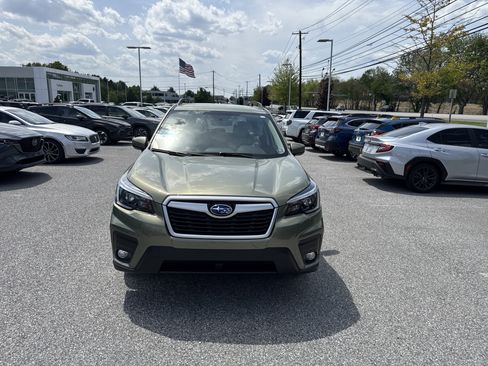 Used 2021 Subaru Forester Premium AWD/4WD image 20