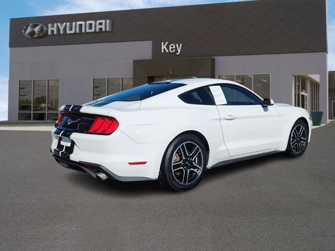 Used 2019 Ford Mustang Premium image 4