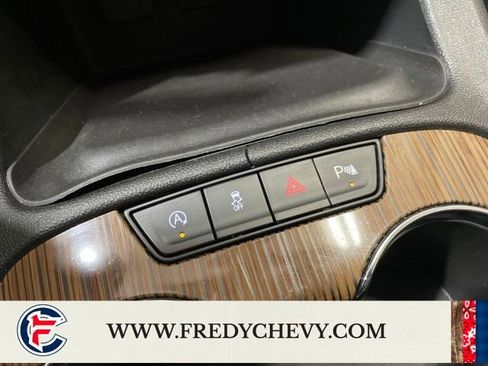 Certified 2020 GMC Acadia SLE image 31