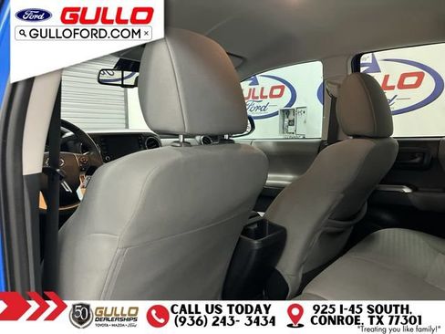 Used 2020 Toyota Tacoma SR5 RWD image 16