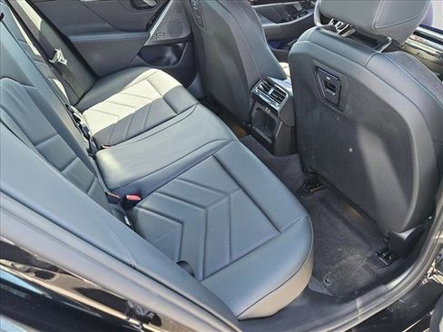 Used 2026 BMW 530i w/ M Sport Package RWD image 18