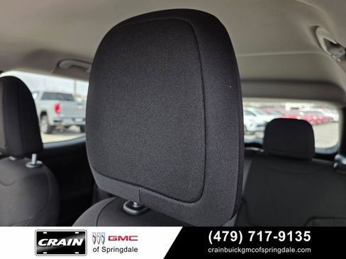 Used 2018 Jeep Renegade Latitude AWD/4WD image 21