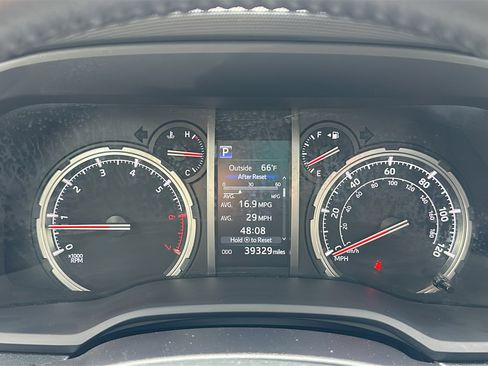 Used 2024 Toyota 4Runner TRD Off-Road Premium w/ Off Road Premium Plus Package AWD/4WD image 19