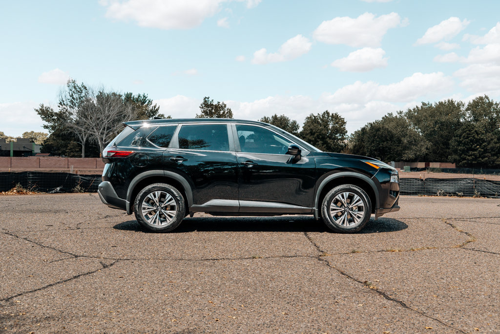 Used 2022 Nissan Rogue SV AWD/4WD image 8