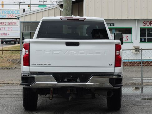 Used 2023 Chevrolet Silverado 2500 LT w/ Convenience Package image 6