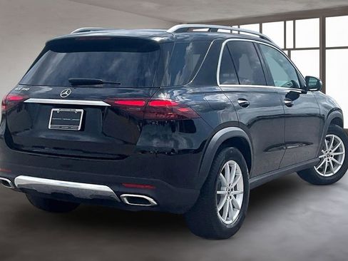 Used 2025 Mercedes-Benz GLE 350 4MATIC image 2