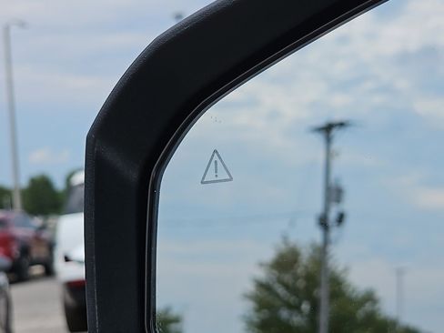 Used 2024 Hyundai Santa Fe Limited image 8