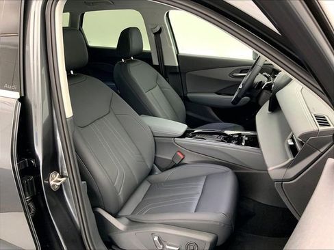 New 2026 Audi Q3 quattro 2.0T AWD/4WD image 10