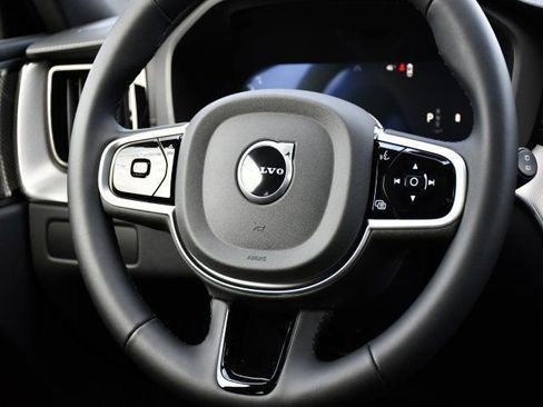 New 2026 Volvo XC60 B5 Ultra w/ Protection Package Premier AWD/4WD image 20