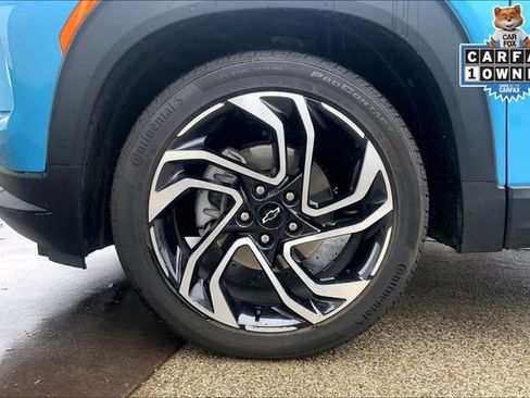 Used 2025 Chevrolet TrailBlazer RS w/ Driver Confidence Package image 9
